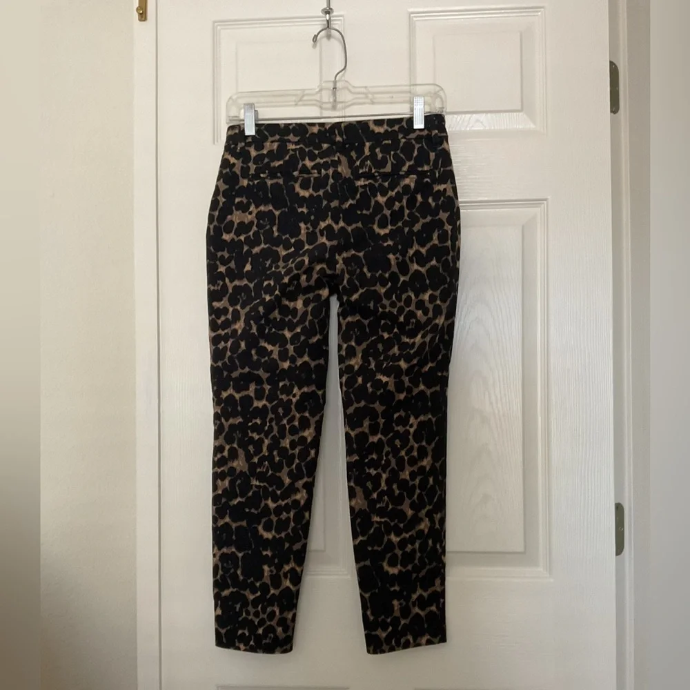 Old Navy Harper Mid Rise Pants Women's Leopard Print Size 0 Stretch Crop Ankle
